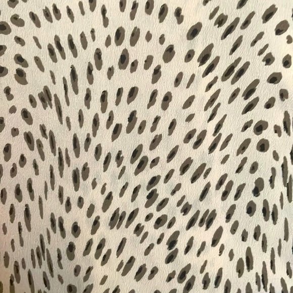 Patterned Blouse - Picture 2 of 3